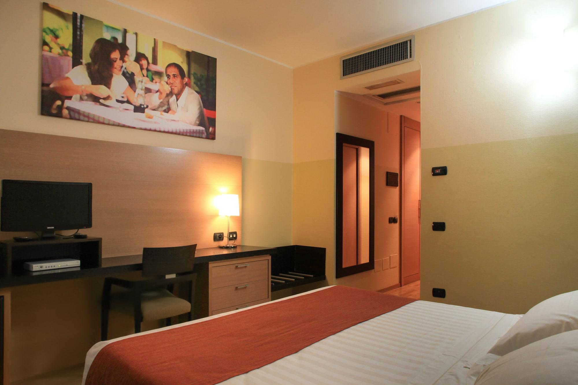 B&B Hotel Milano Cologno Studios Cologno Monzese Buitenkant foto