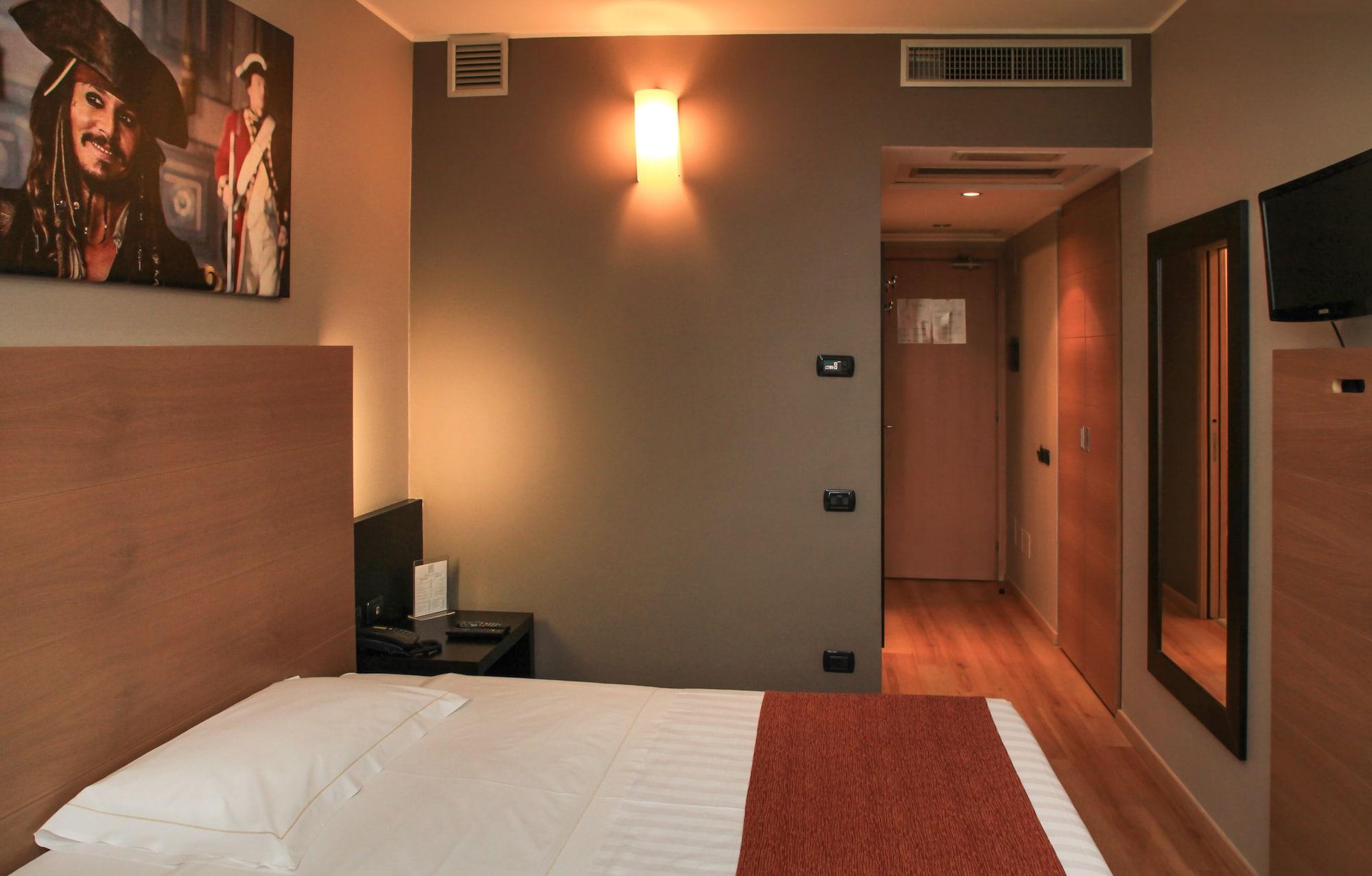 B&B Hotel Milano Cologno Studios Cologno Monzese Buitenkant foto