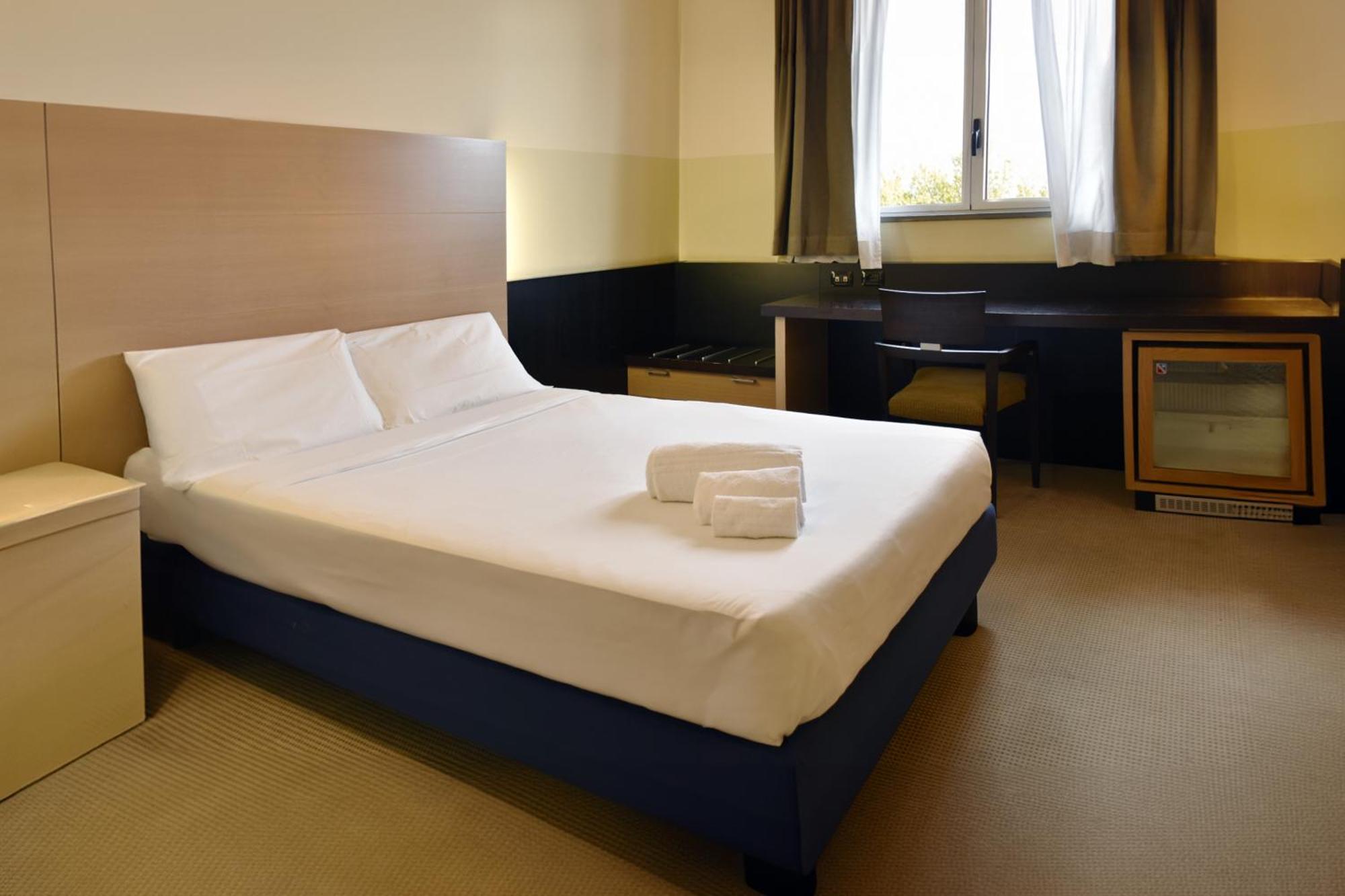 B&B Hotel Milano Cologno Studios Cologno Monzese Buitenkant foto