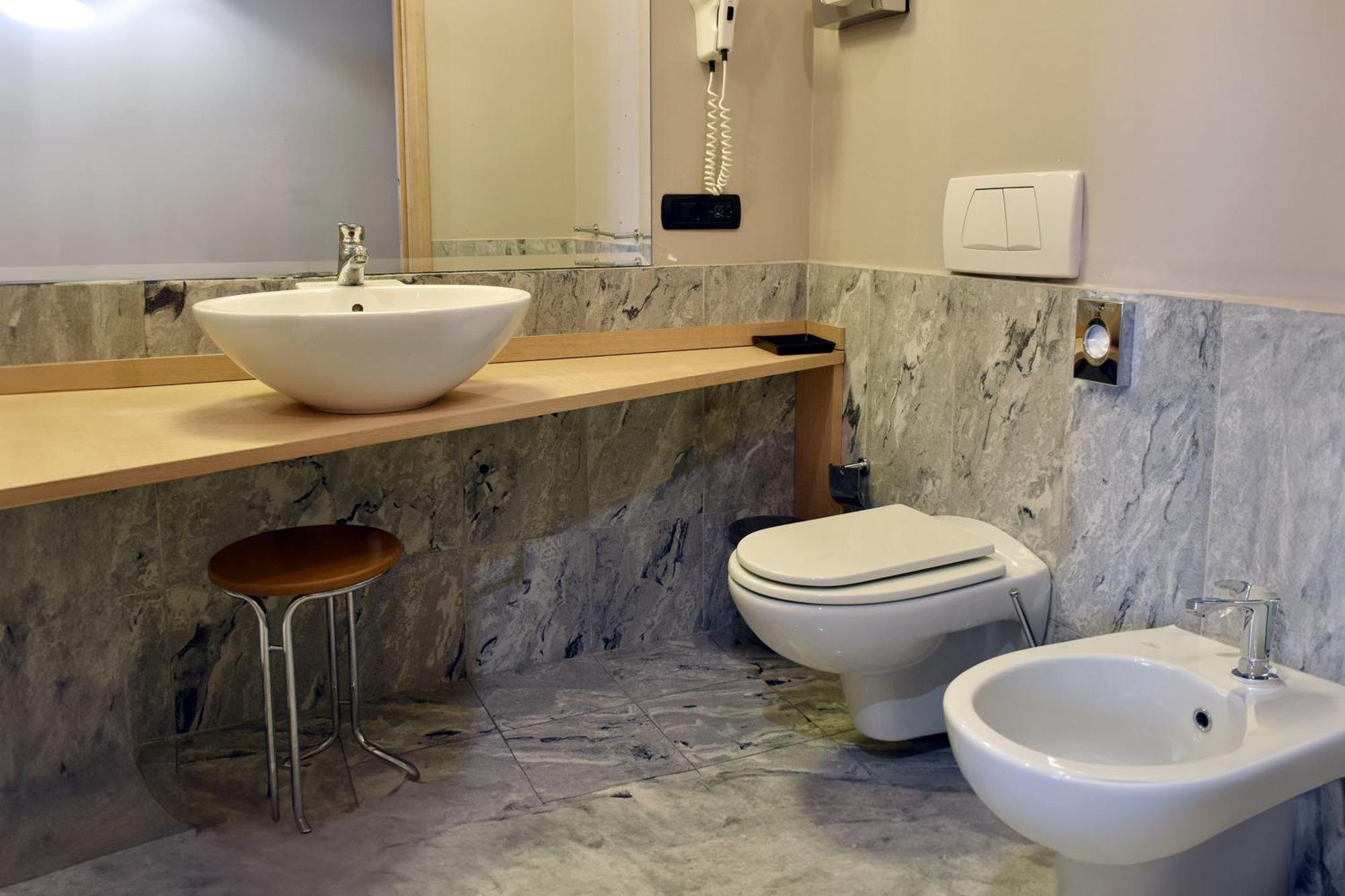 B&B Hotel Milano Cologno Studios Cologno Monzese Buitenkant foto