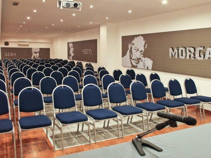 B&B Hotel Milano Cologno Studios Cologno Monzese Buitenkant foto