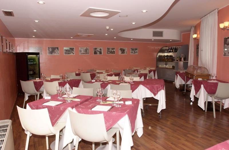 B&B Hotel Milano Cologno Studios Cologno Monzese Restaurant foto